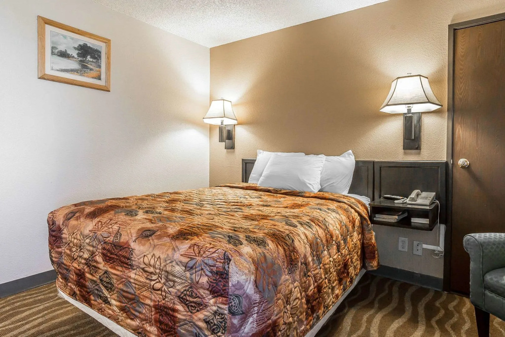Rodeway Inn Cheyenne I-80 East