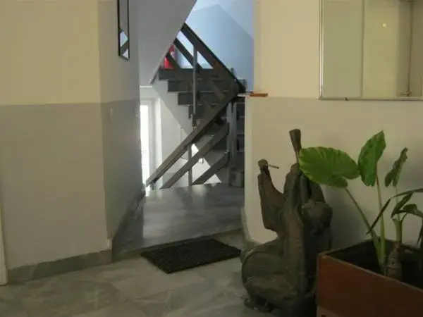 Bimbo Hotel