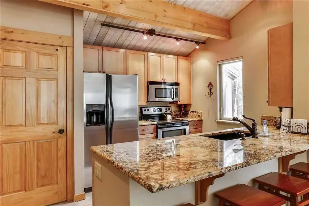 Snodallion 5 Bedroom Condo