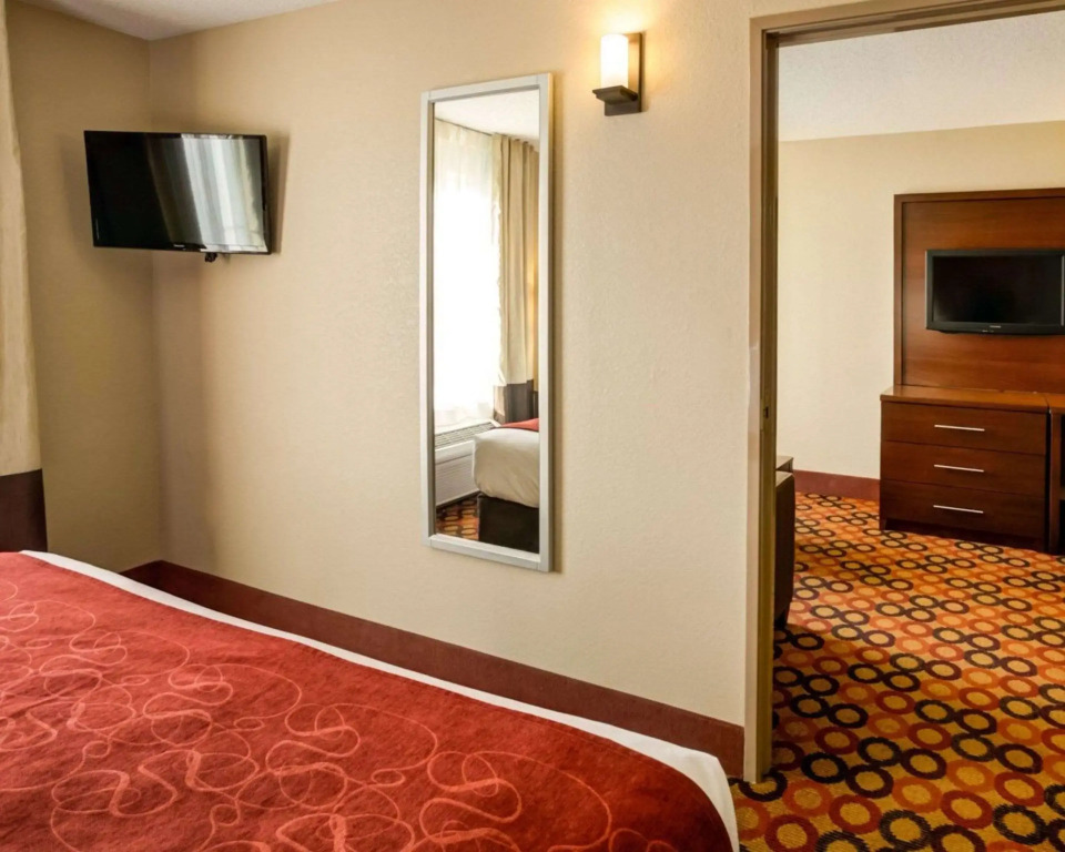 Charlotte Suites