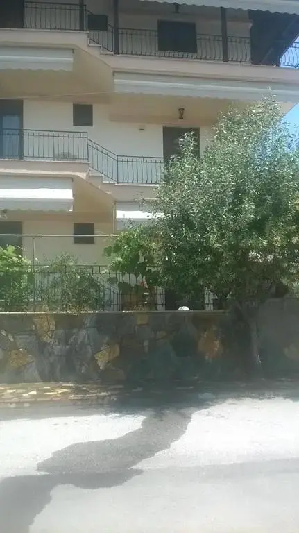 Villa Eleon 2