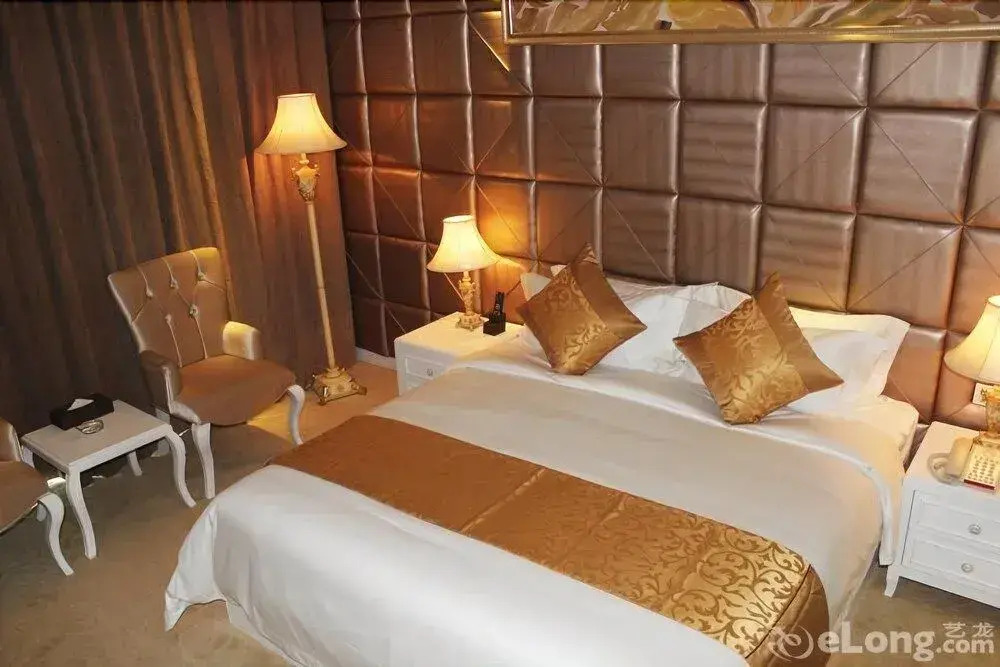 Taibaofeng Hotel