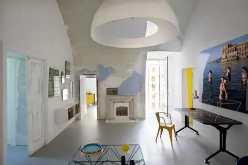 Capri Suite