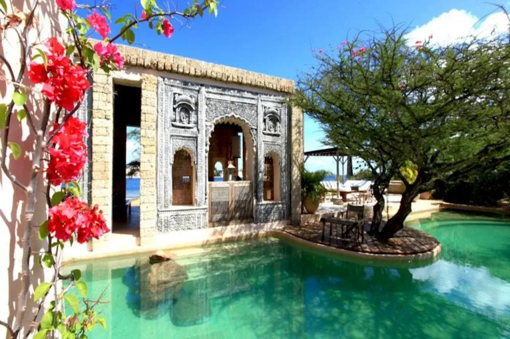 The Majlis Resort