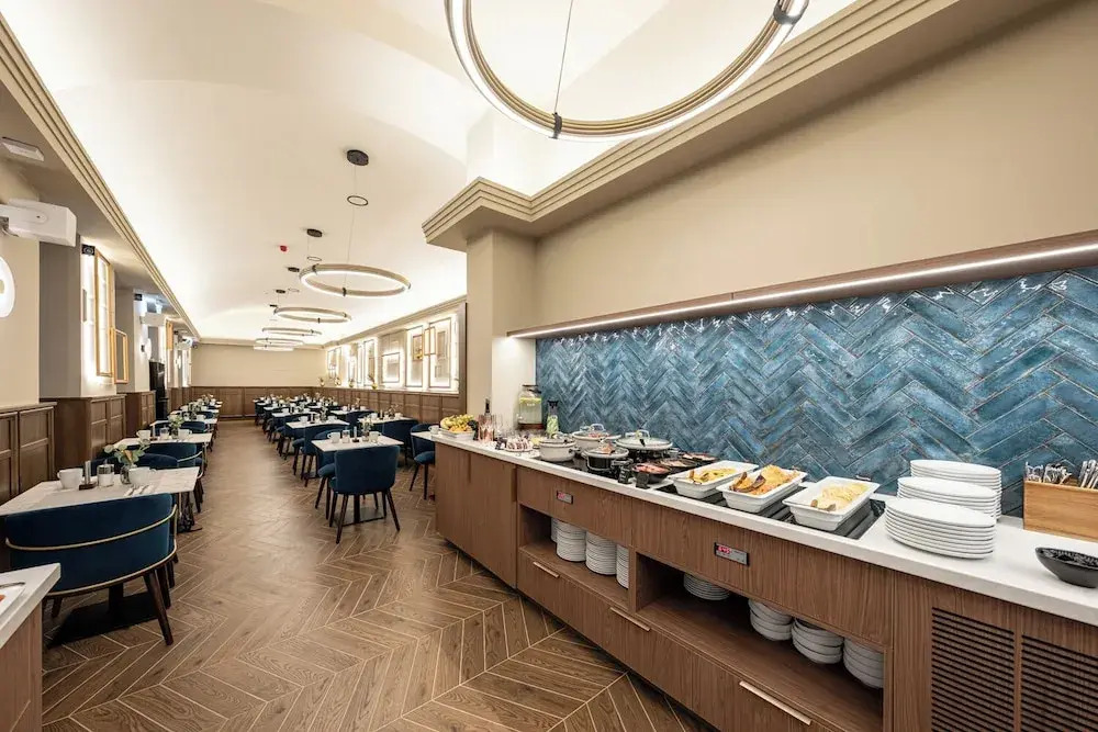 BasiliQ Hotel