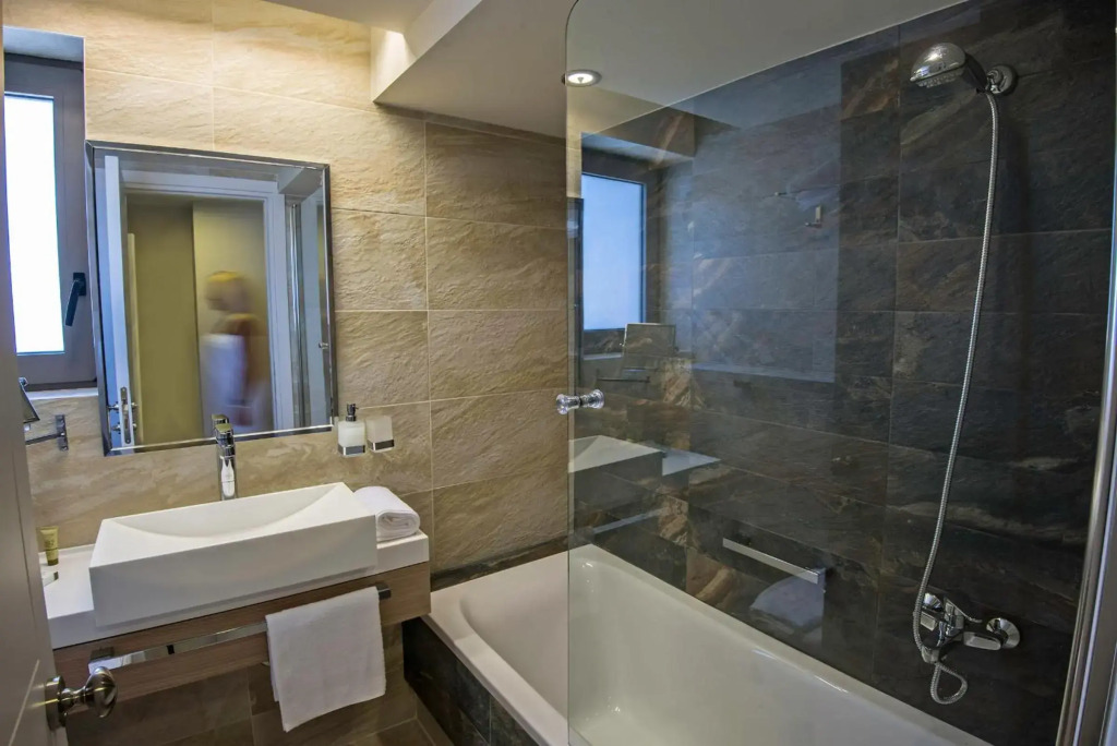 Swell Boutique Hotel