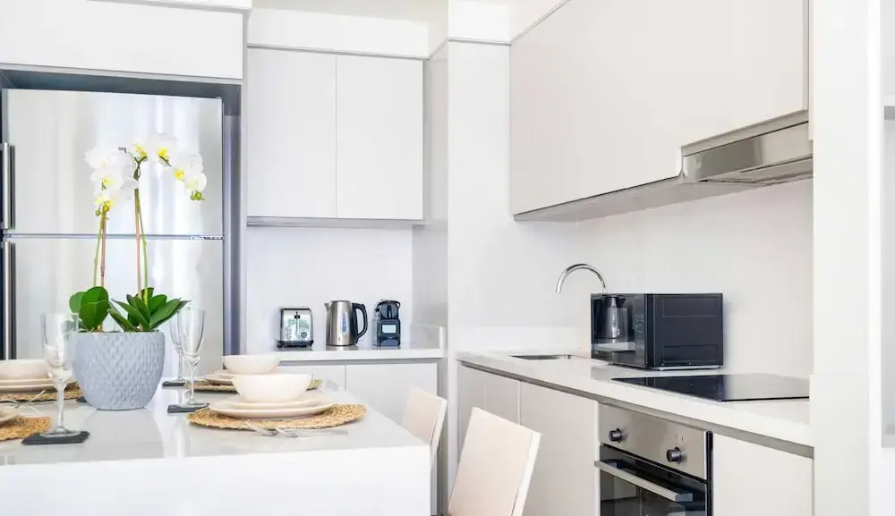 LUX  Luxury Sunrise Beachfront Suite 1