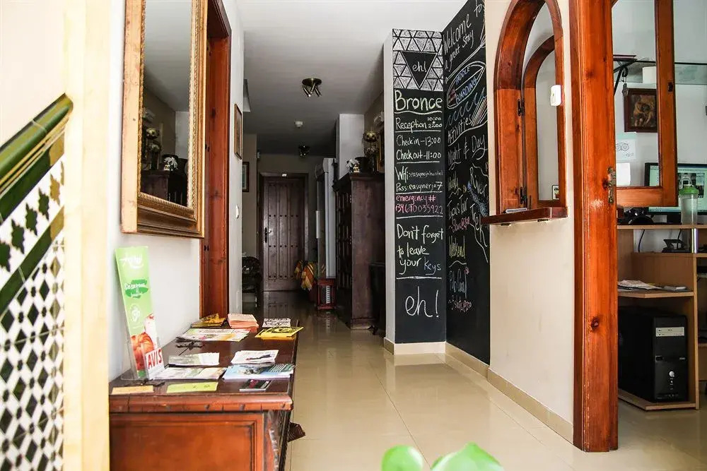 Bronce Guesthouse