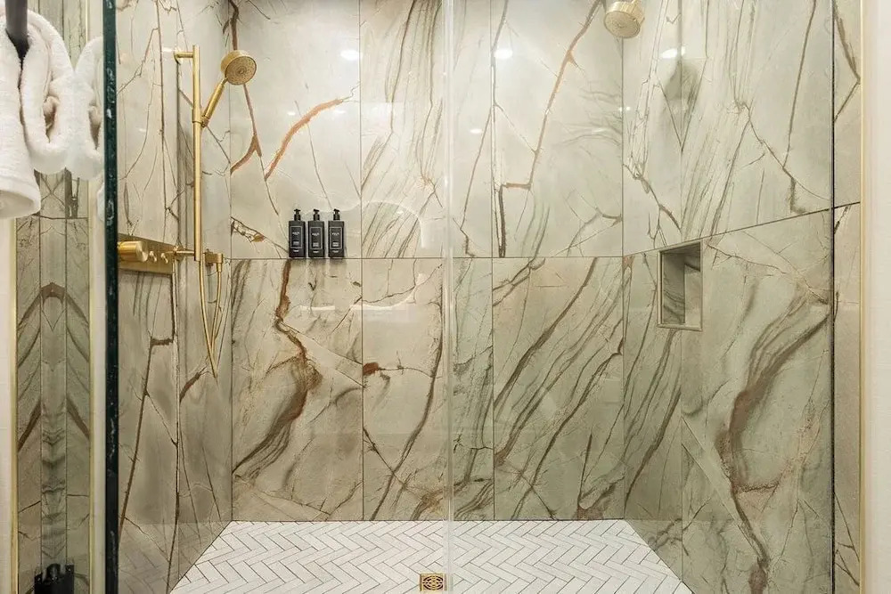 POSH on Kirkwood, A Boutique Hotel
