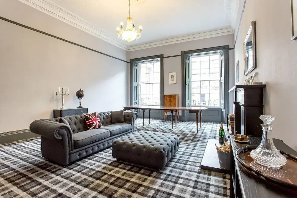 Huge Luxury Townhouse in the City Centre