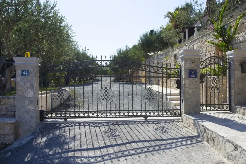 Luxury 5* Seaview Villa With 3 Rooms in Split, With Private Pool, Encl