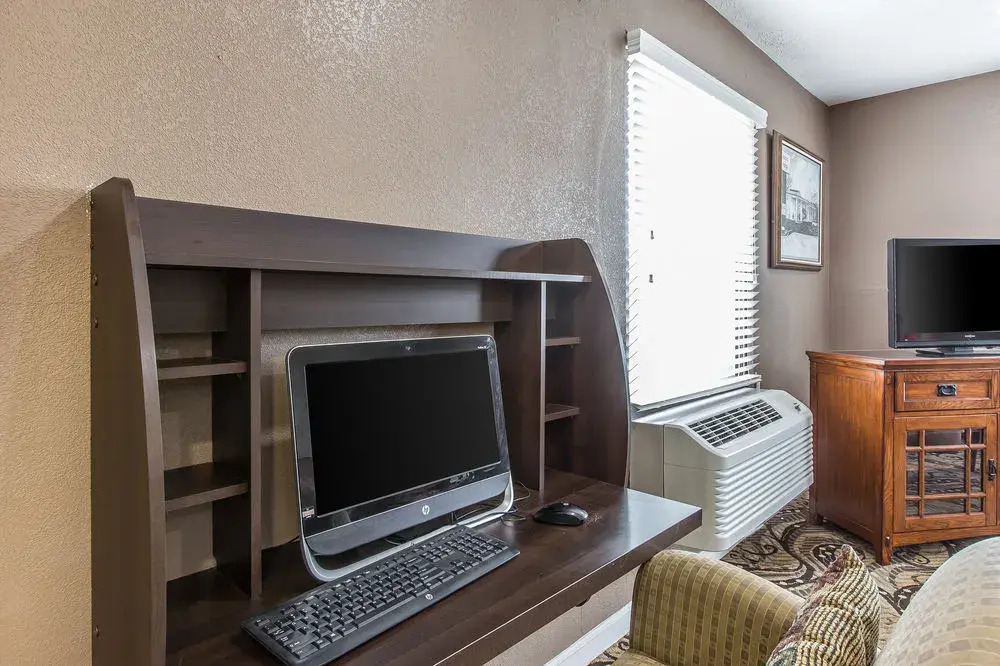 Econo Lodge Auburn