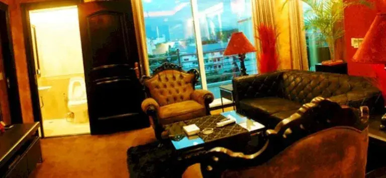 Fields Plaza Hotel by ABC