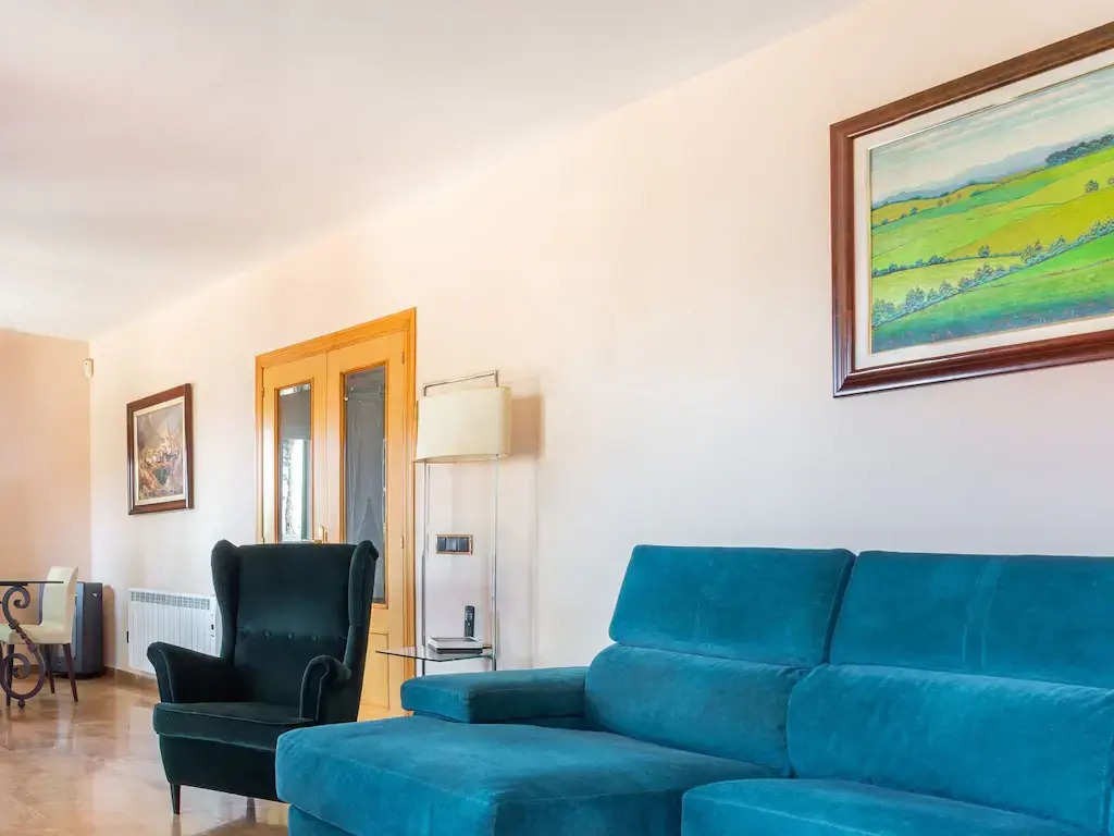 Tranquil Villa Stay in Tolleric
