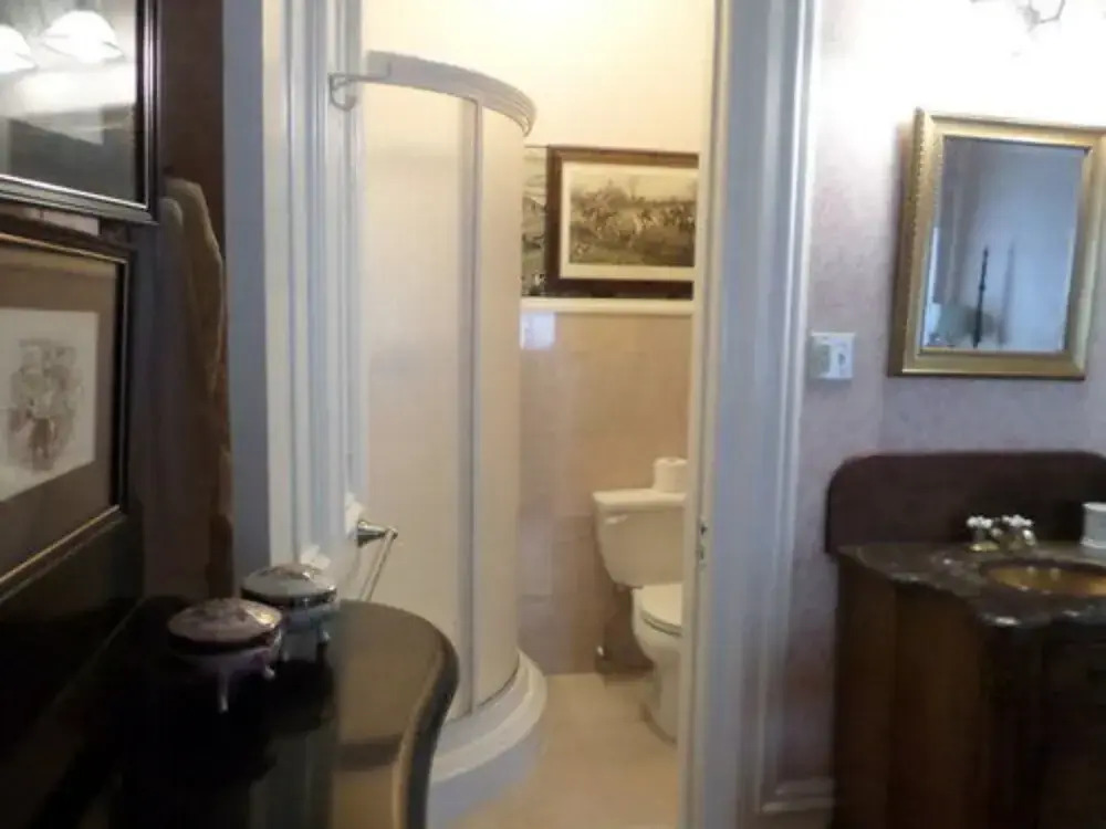 Hillard House Inn