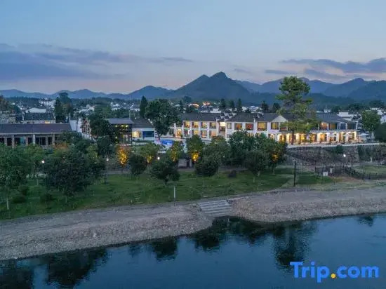 Hongtaokai Homestay (Taohua Tan Scenic Area)