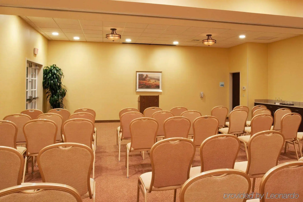Holiday Inn Express Hotel & Suites Napa Valley-American Canyon by IHG