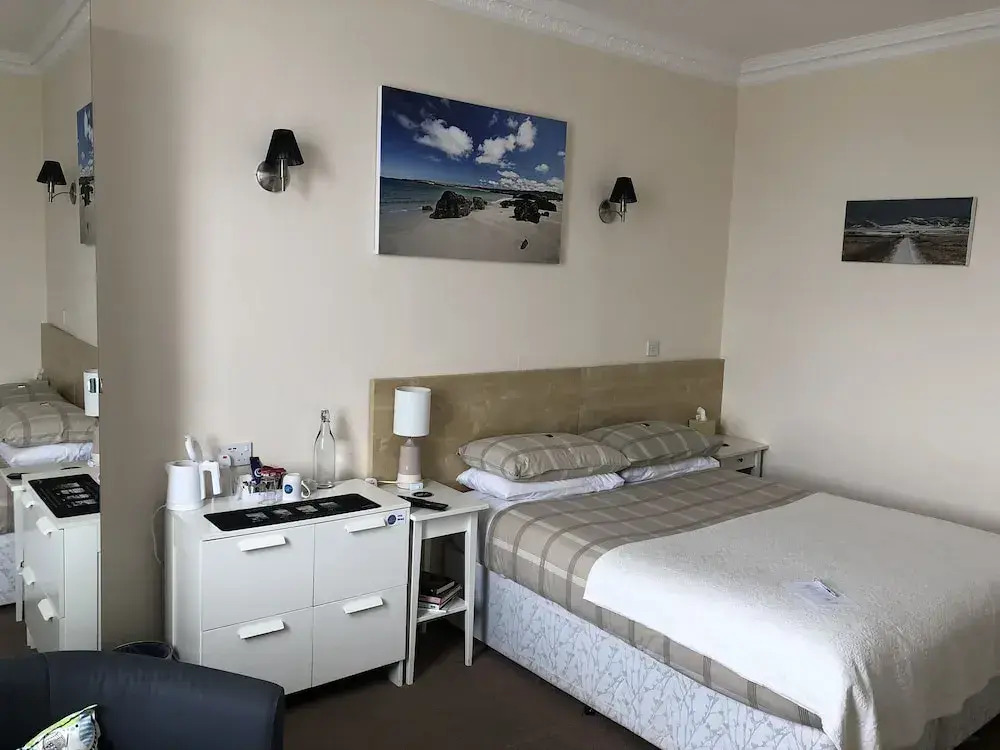 The Bowmore House Bed and Breakfast