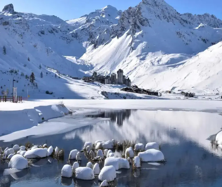 Chalet in Alpe D'huez With Sauna & Hot Tub