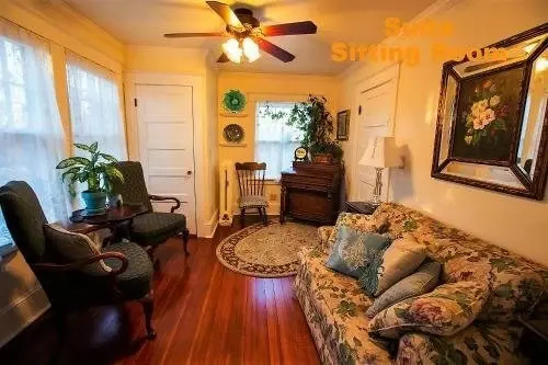 Sheppard's Campus B&B