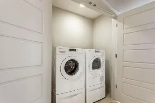 Luxury 2BR 1BR Penthouses w Balcony Close to French Quarter