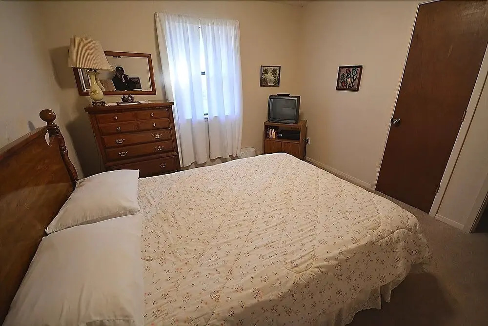 Cliff Cabin - Three Bedroom Cabin
