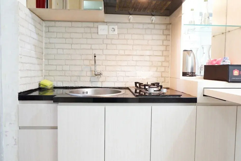 Simple and Modern Bassura City Apartment