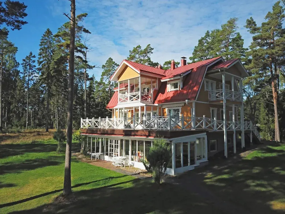 Villa Harald - Beachfront