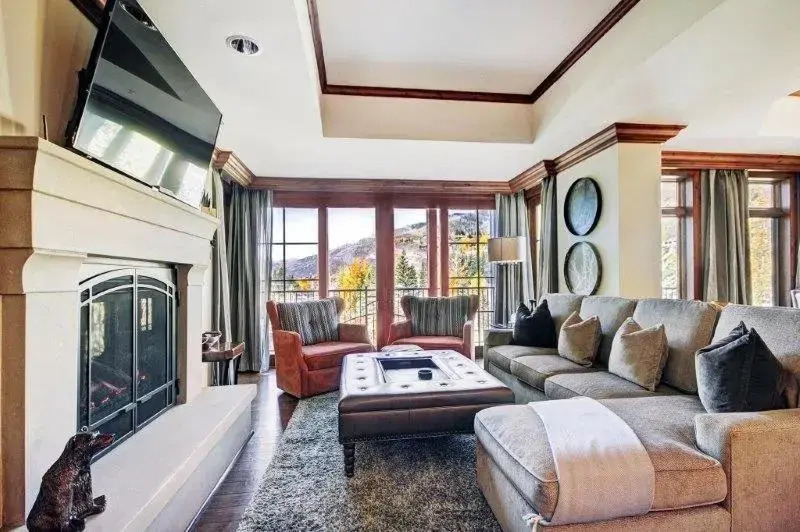 Vail Ritz Carlton 3Bed MtnView