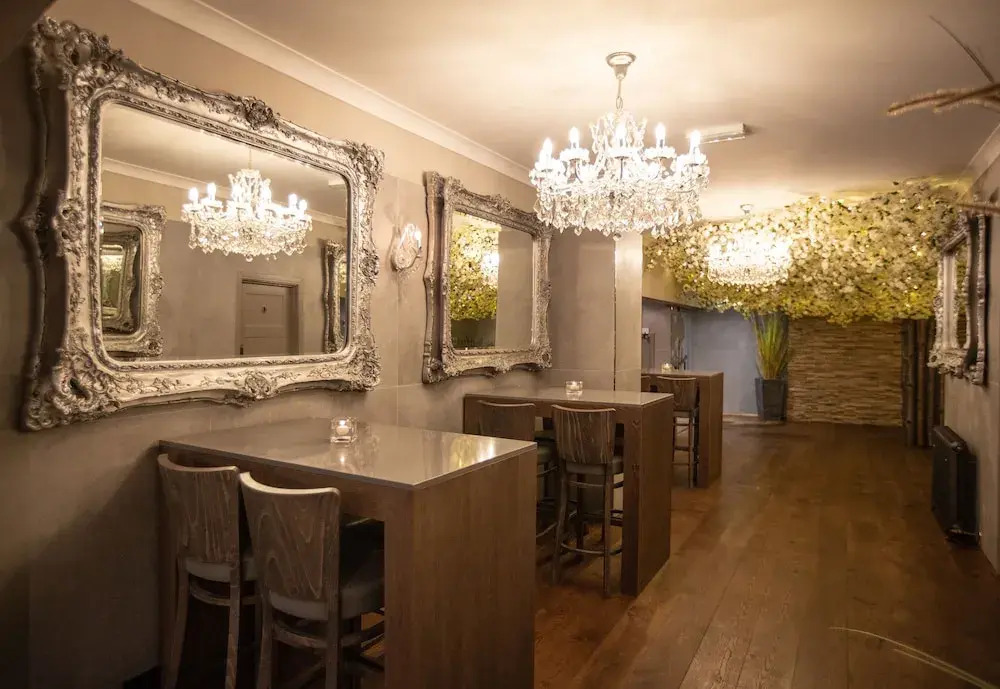 The Crown Hotel Southwell