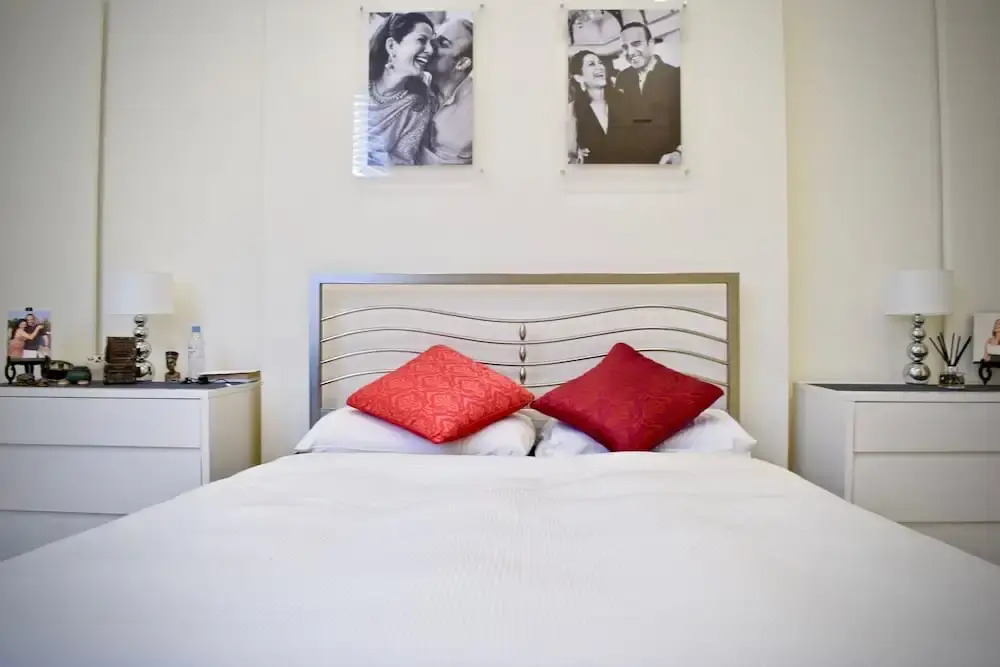3 Bedroom Apartment in Kensington