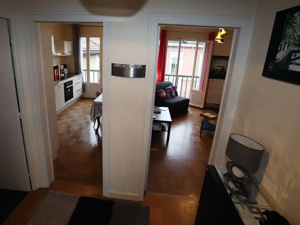 1 bedroom with elevator in downtown Annecy