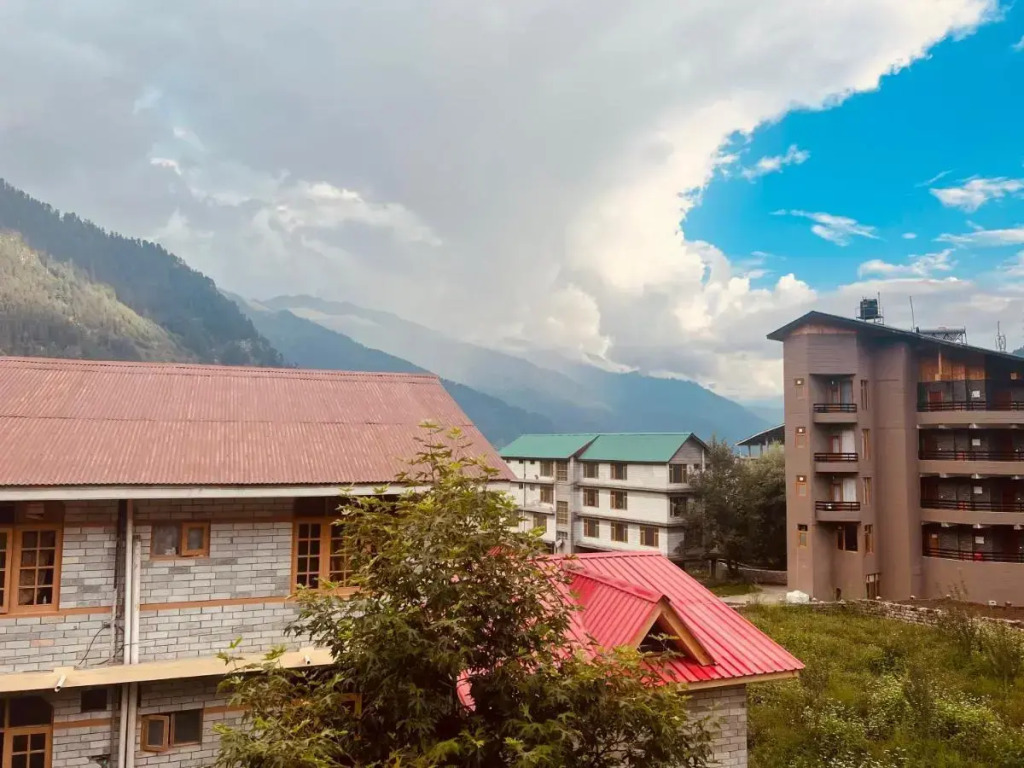 Hotel D Kanchan Manali
