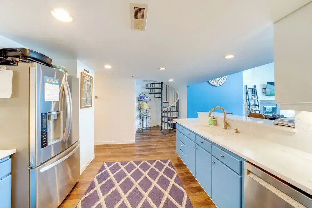 Beautiful Condo w/ Balcony on Lake Chelan!