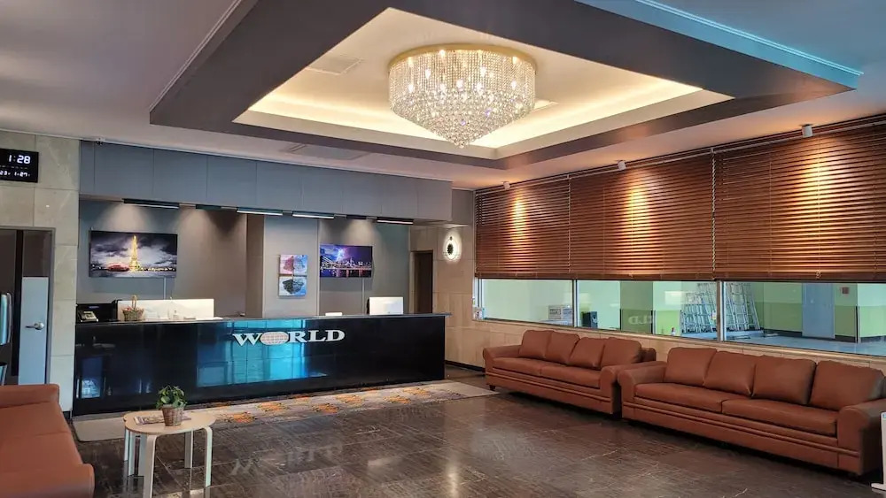 World Tourist Hotel