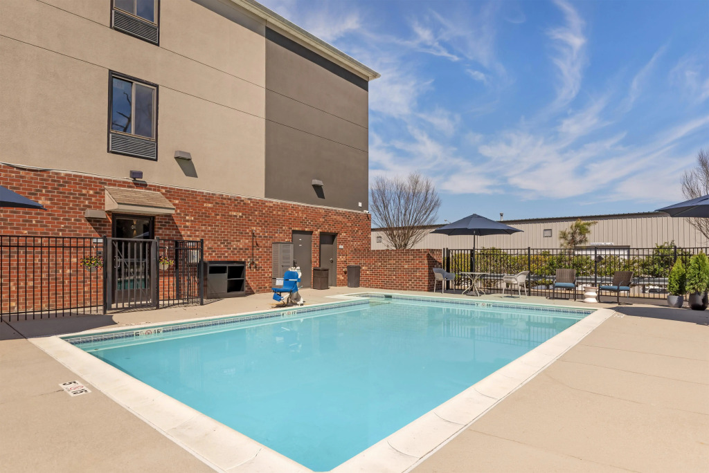 Best Western Plus Glen Allen Inn