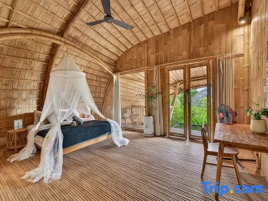 Noon V3 · Eco Bamboo Getaway in Seseh - Canggu - A Luxury Private Villa By Balinest Villas