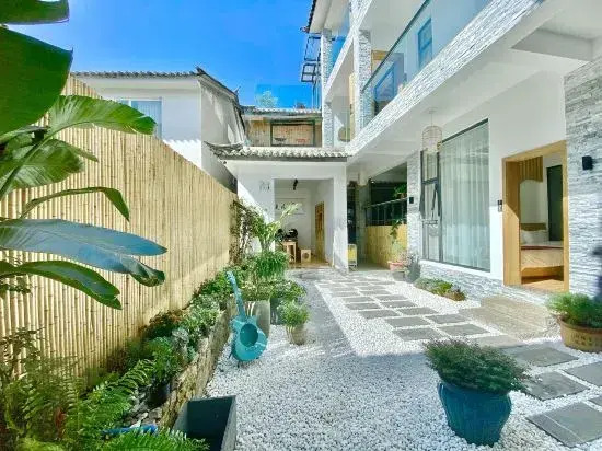 ayan house