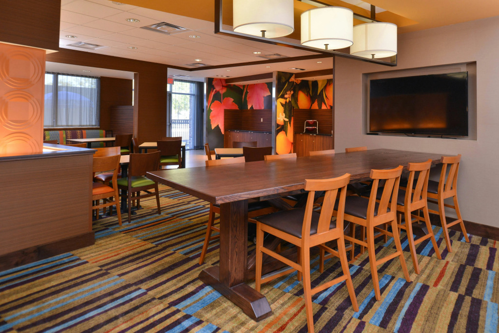 Fairfield Inn & Suites Farmington