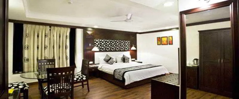 Parkland Chirag Enclave