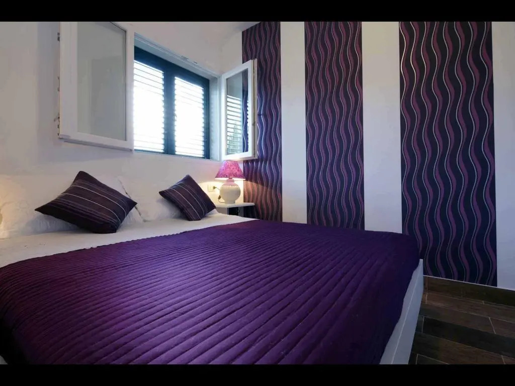 Apartments Elda