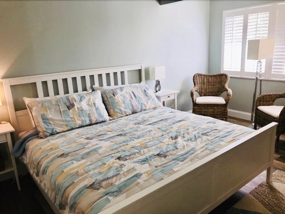 Siesta Beach House #305 2 Bedrooms 3 Bathrooms Townhouse