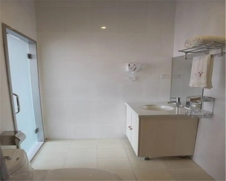 XinHai Hotel