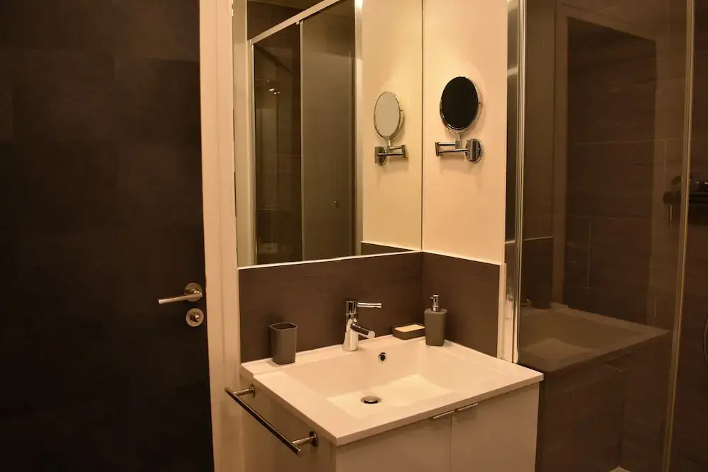 Studio Apartment Near Trocadéro & Champs Elysées