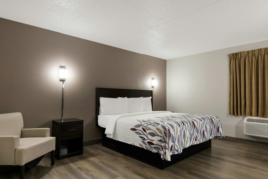 Red Roof Inn Hartford- New Britain