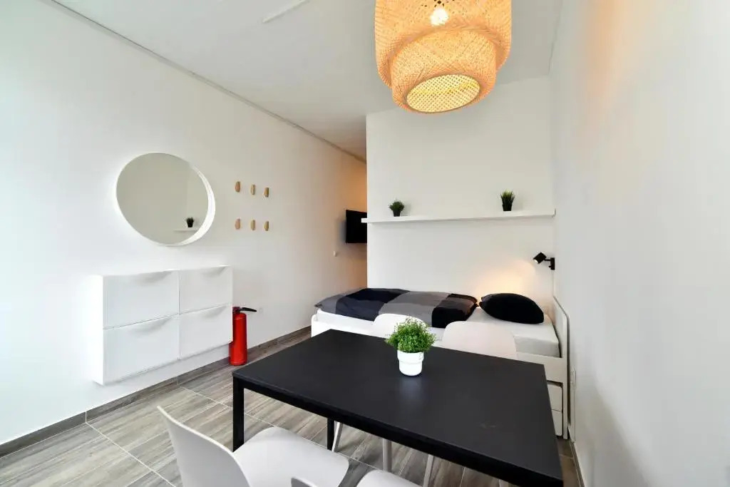 Dubec - Long-Term Apartment for Companies & Workers