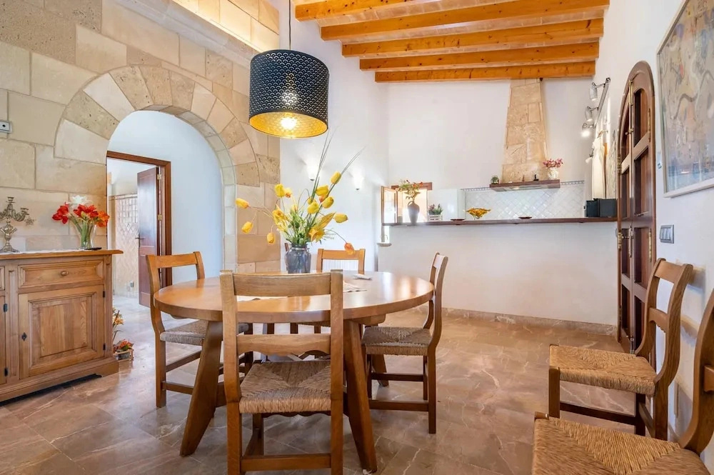 Can Jaume la Font by Vida Villas Private Pool Walk to Restaurants