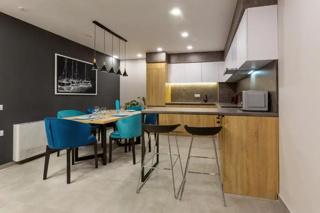 Inter Holiday Apartments