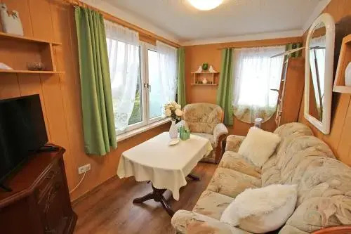 Ferienhaus mit Ruderboot Kummerow