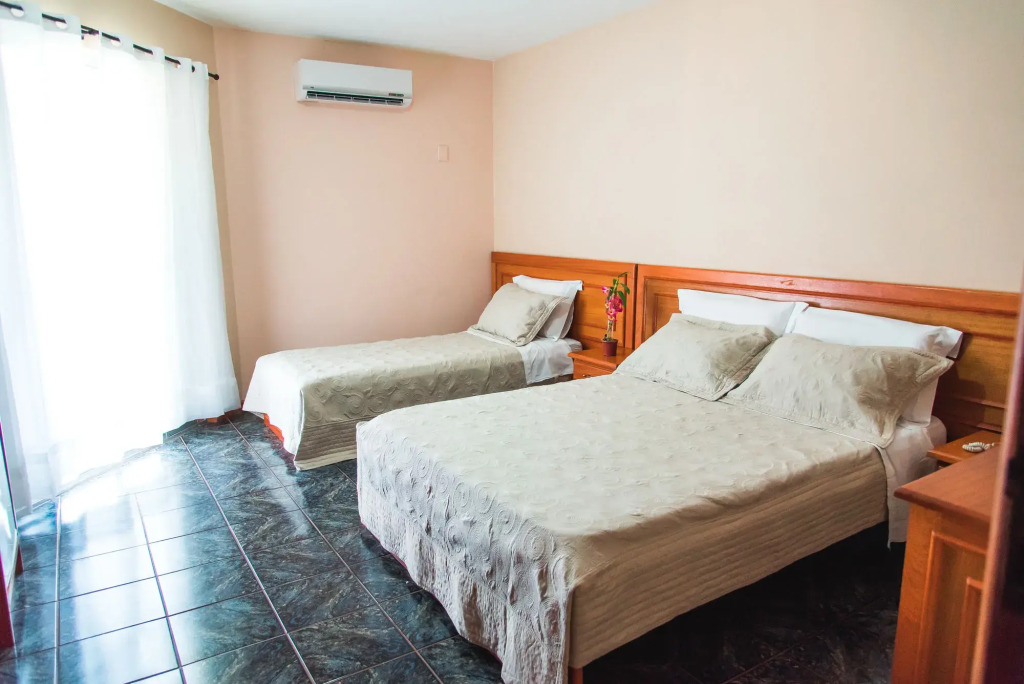 Canzi Cataratas Hotel